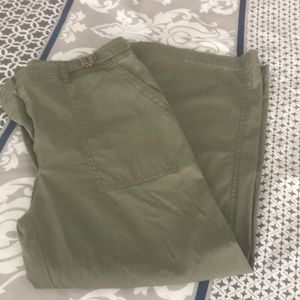 White House Black Market wide leg capri pants